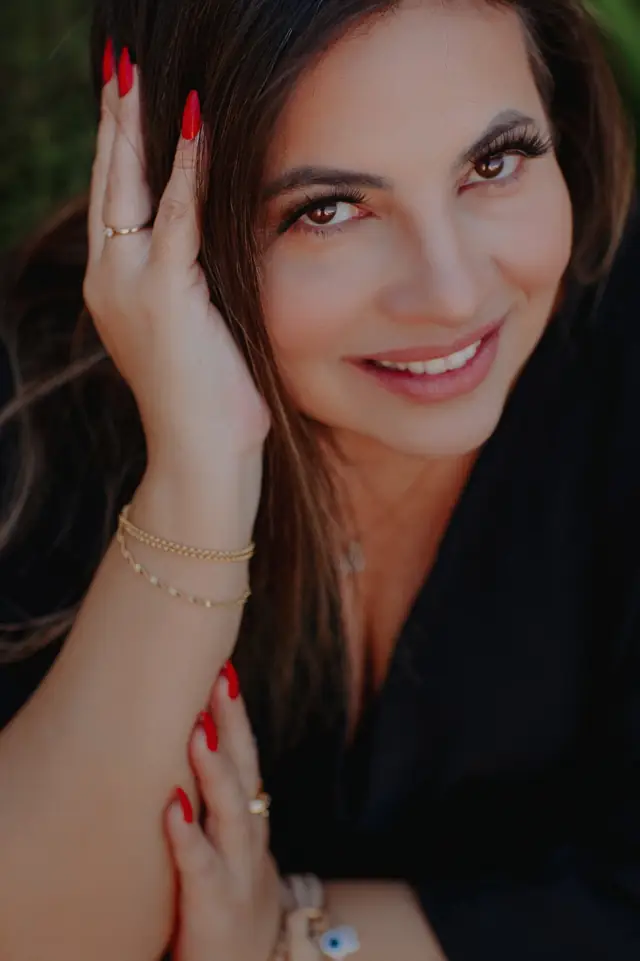 Debora Reis, terapeuta e oraculista
